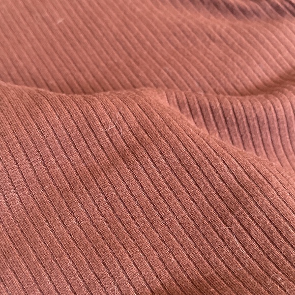 Crop Top - Picture 2 of 3